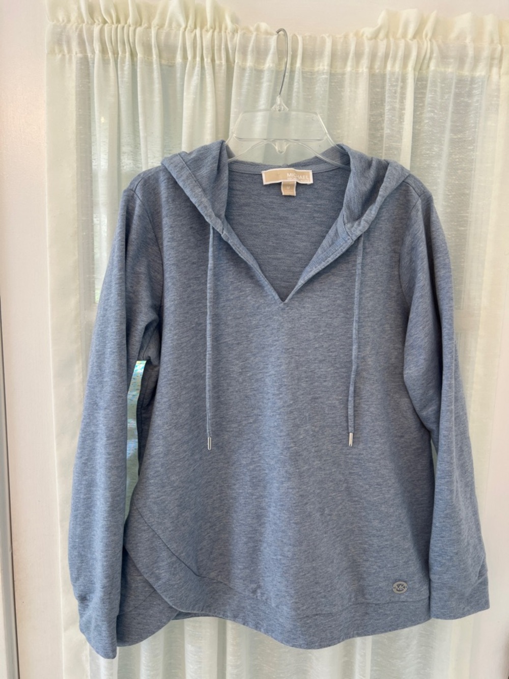Michael Kors Heathered Blue V‑Neck Hooded Pullover